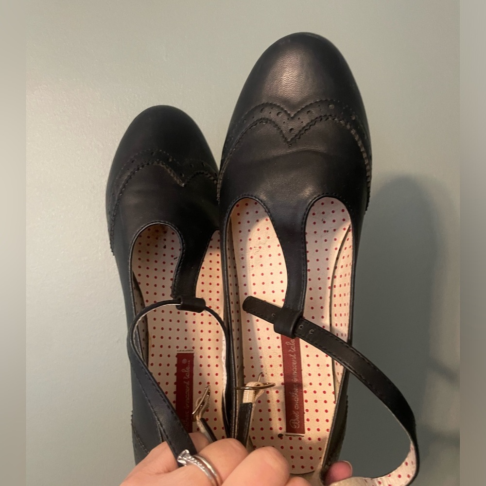 B.A.I.T. Footwear new size 10 T-strap black vegan flats